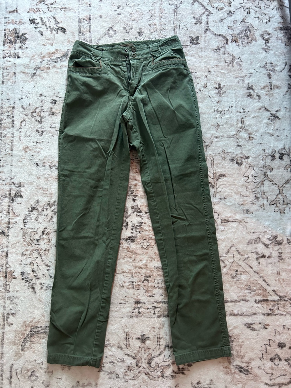 Columbia River Resort Women's Olive Green Pants